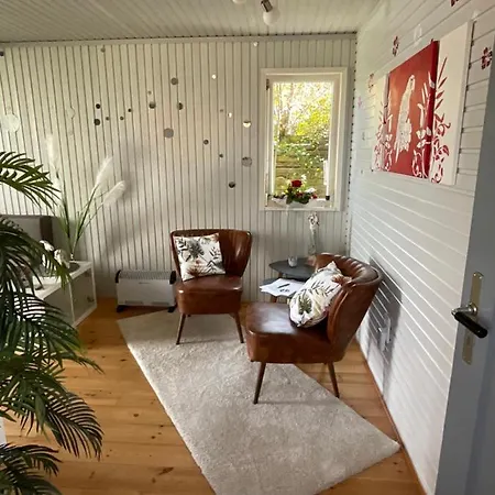 Holiday home Ferienhaus Am Weidenbaum Wunstorf